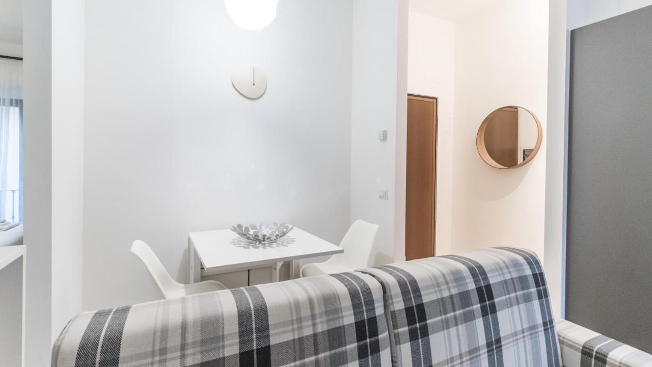 Ferienwohnung Italianway - Fara 1 Mailand Exterior foto